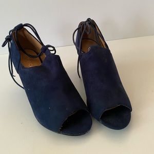 Blue women’s shoes